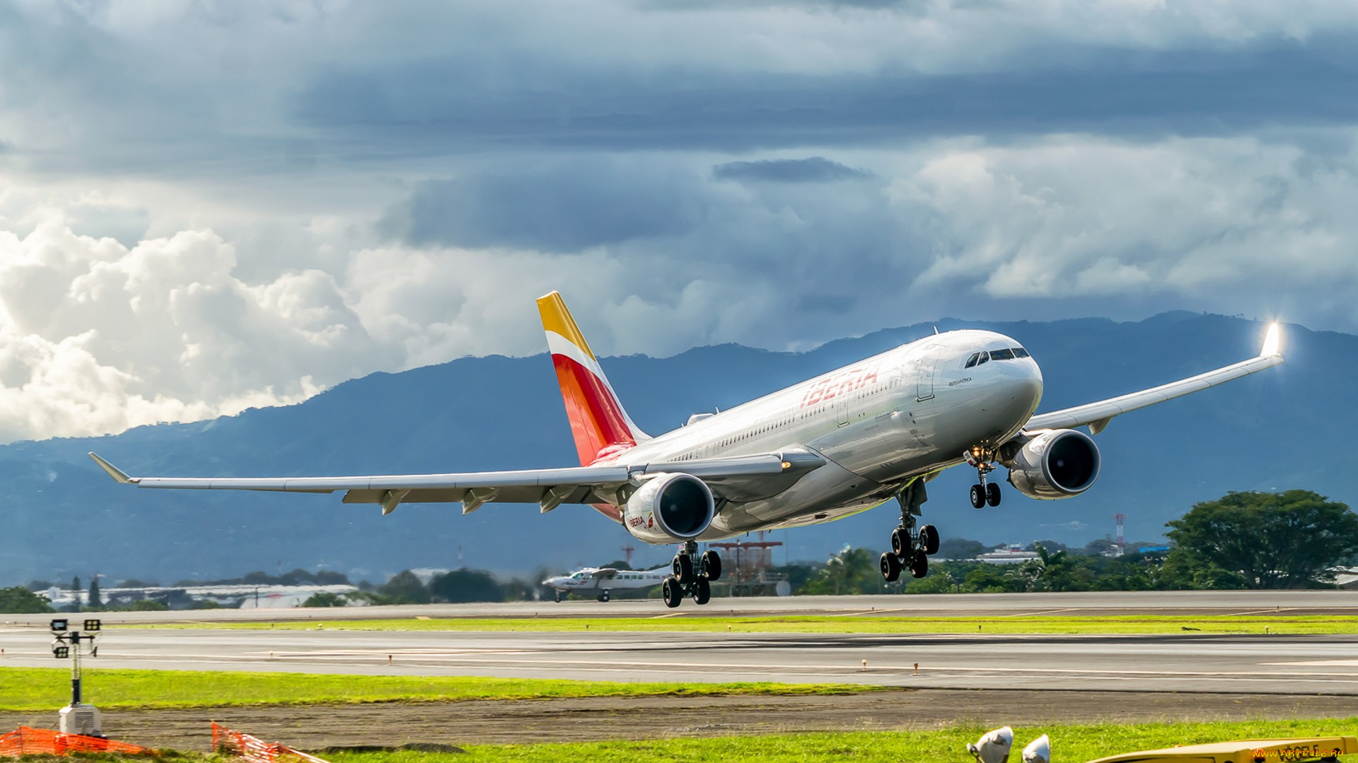 a330, ,  , 
